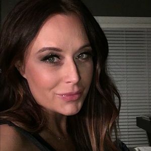 Meet your Posher, Whitney